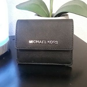 Michael Kors Jet Set ID, Card & Key Wallet